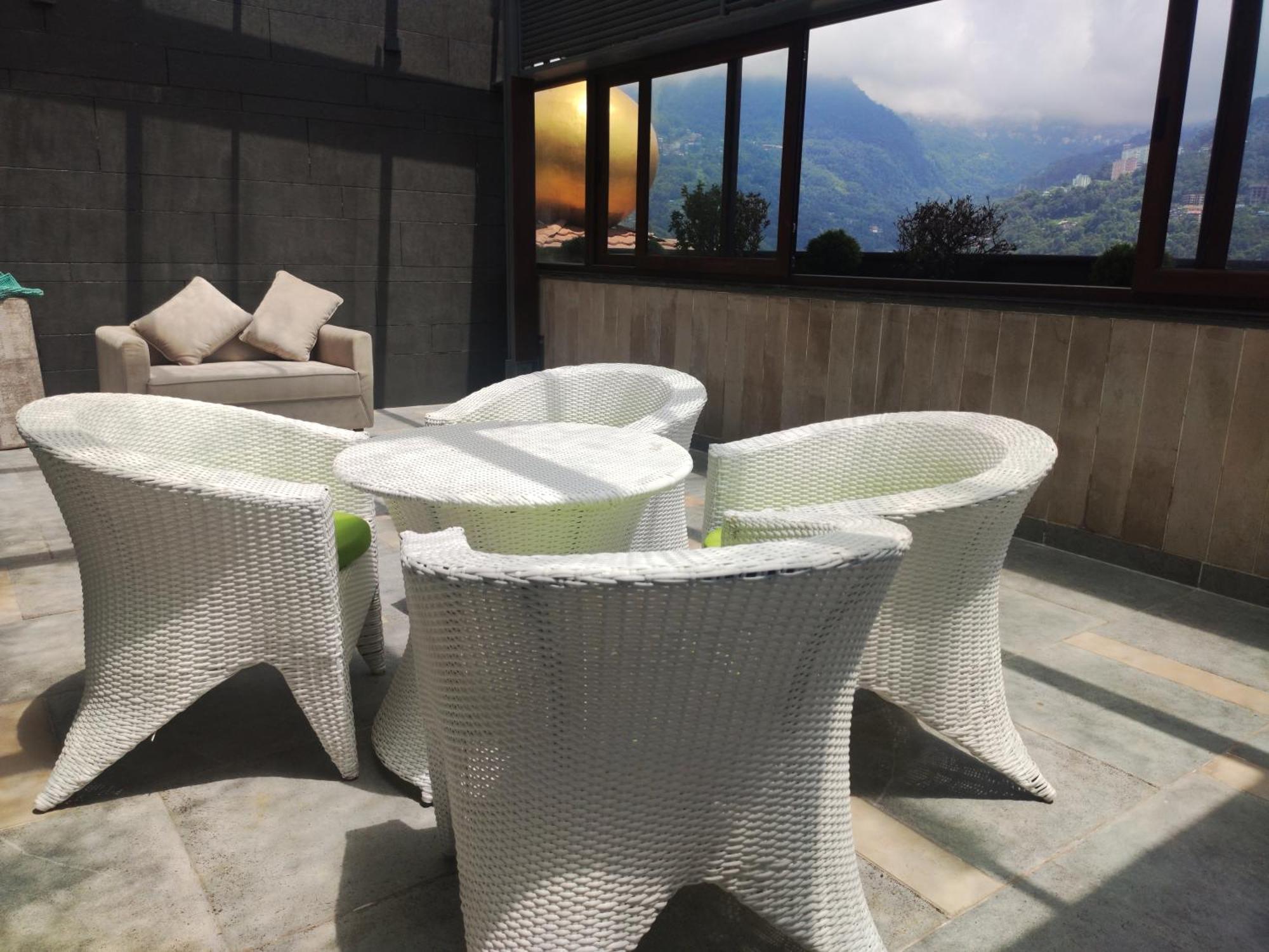 Oro Montana Hotels And Resort Gangtok Exterior photo