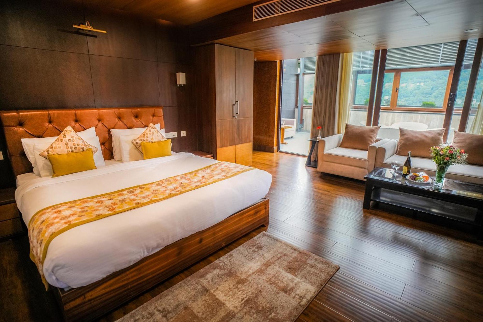 Oro Montana Hotels And Resort Gangtok Exterior photo