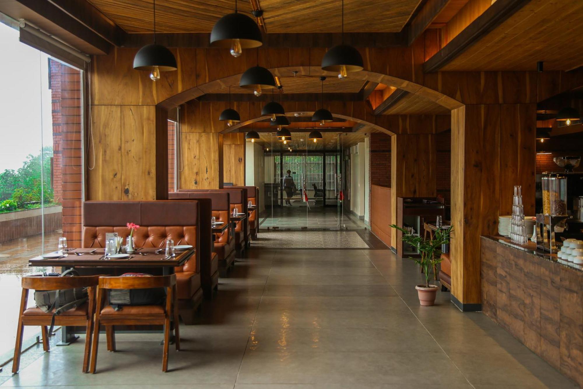 Oro Montana Hotels And Resort Gangtok Exterior photo